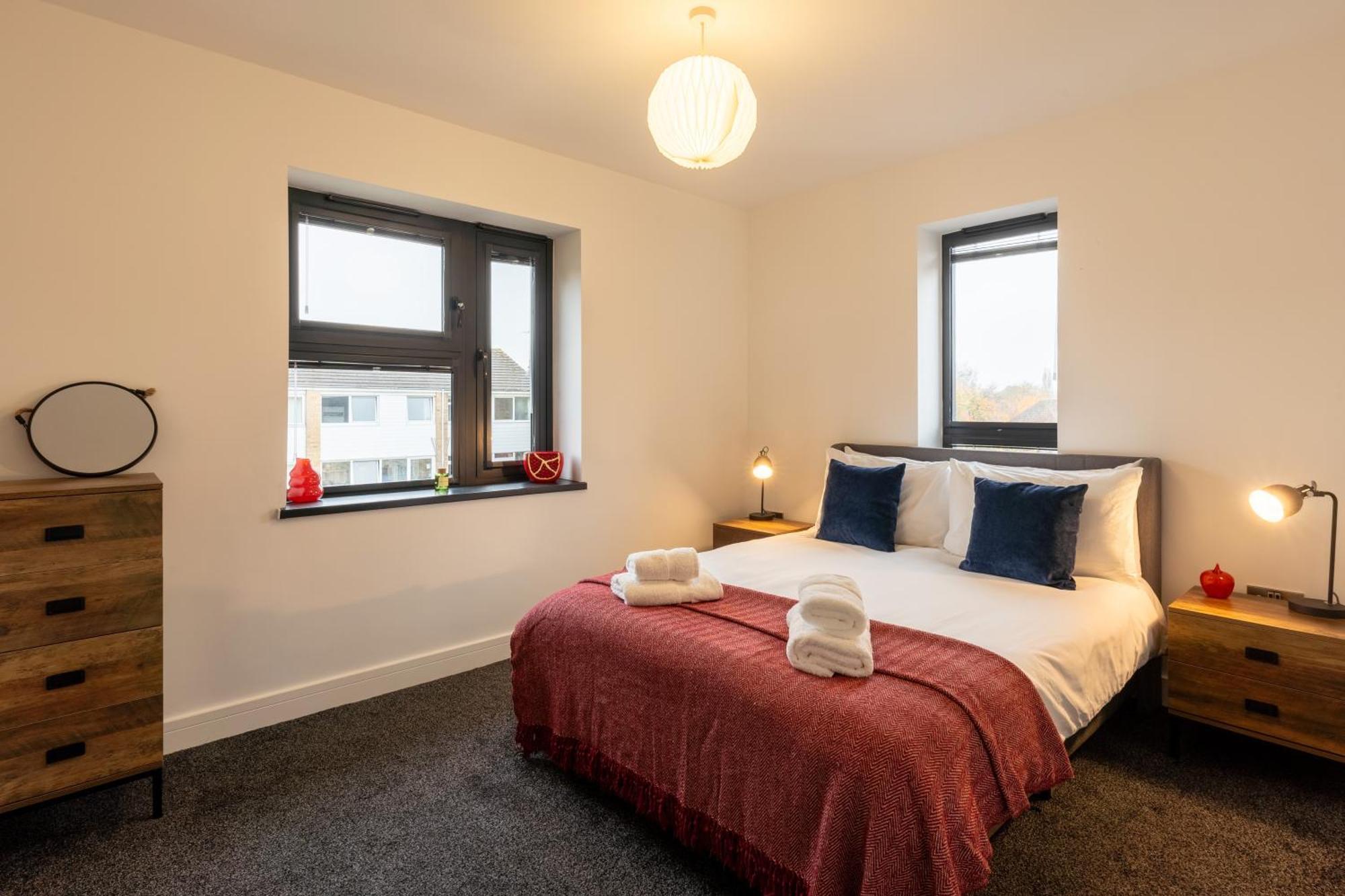 Modern 2-Bed Apartment With Balcony, Close To Oxford City Centre With Free Parking Exterior foto